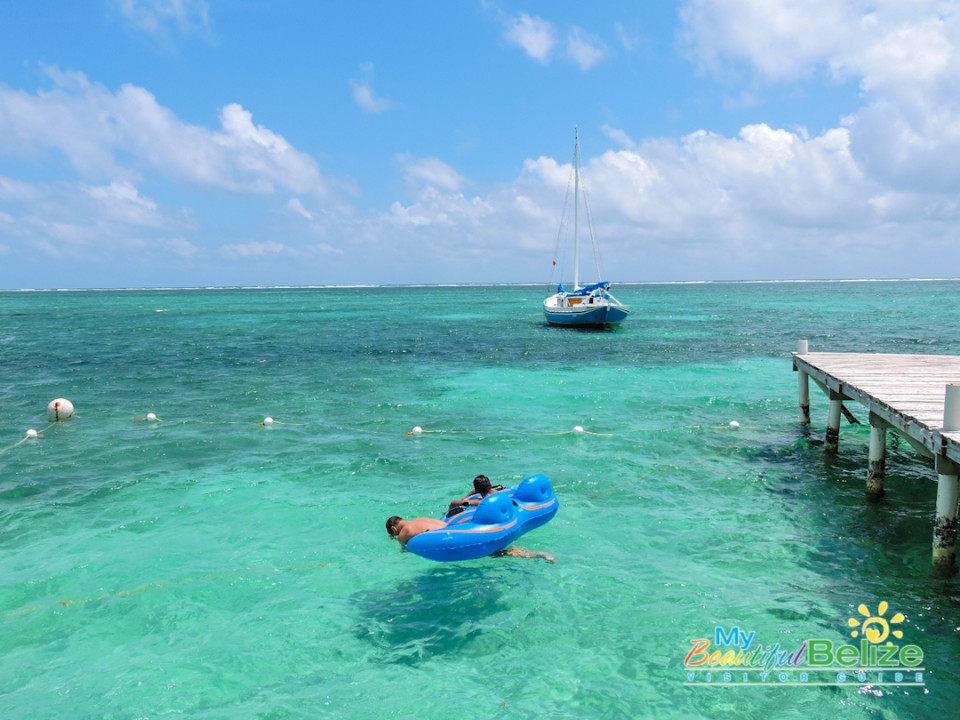 Di Vu Wet Willys Food Drink Ambergris Caye-10